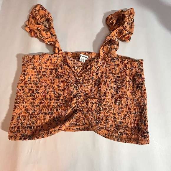 American Eagle Gold Smocked Flirty Stretchy Ruched Summer Crop Top Tank Large - Picture 2 of 7